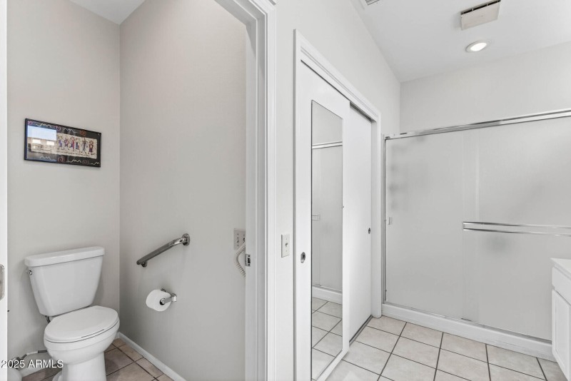 44_22010_N_Mirage44_mls