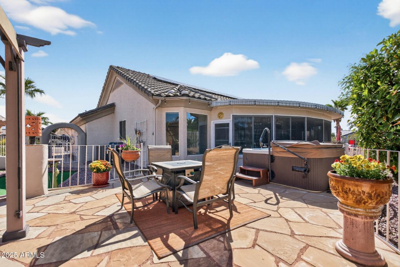 52_22010_N_Mirage52_mls