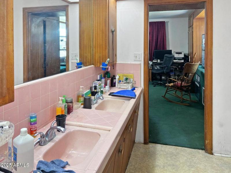 20250817180908215890000000-o