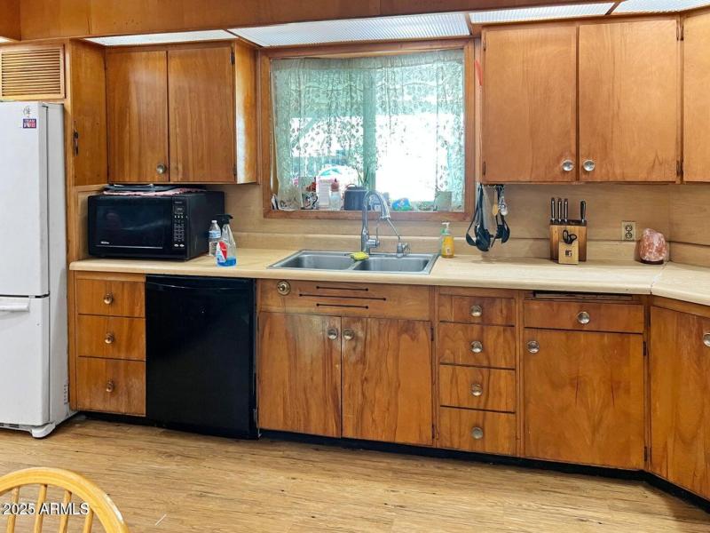 20250817181003451330000000-o