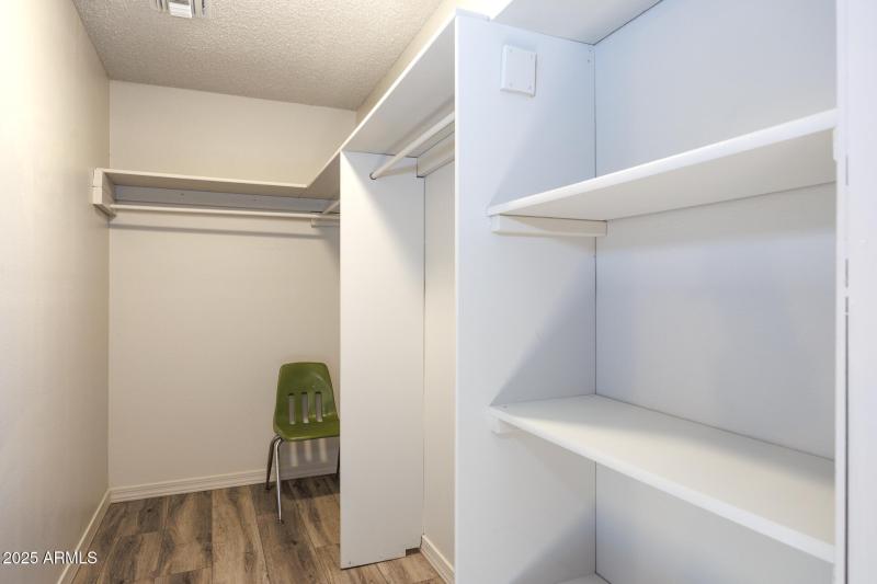 Primary Closet (1)