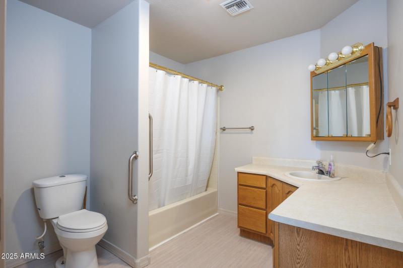 Bathroom (5)