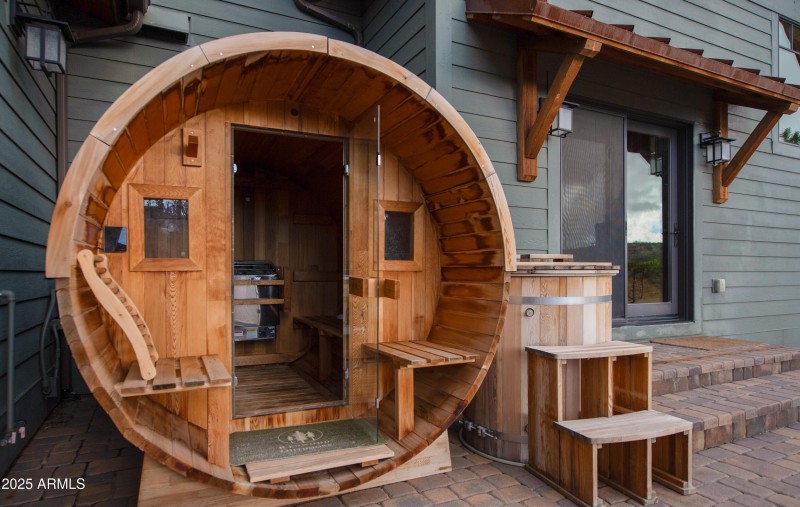 Sauna & Cold Plunge-See Comments