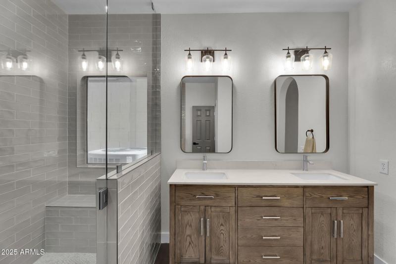 25-web-or-mls-Star Valley-34