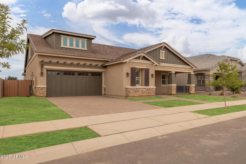 2)FRONT OF HOME