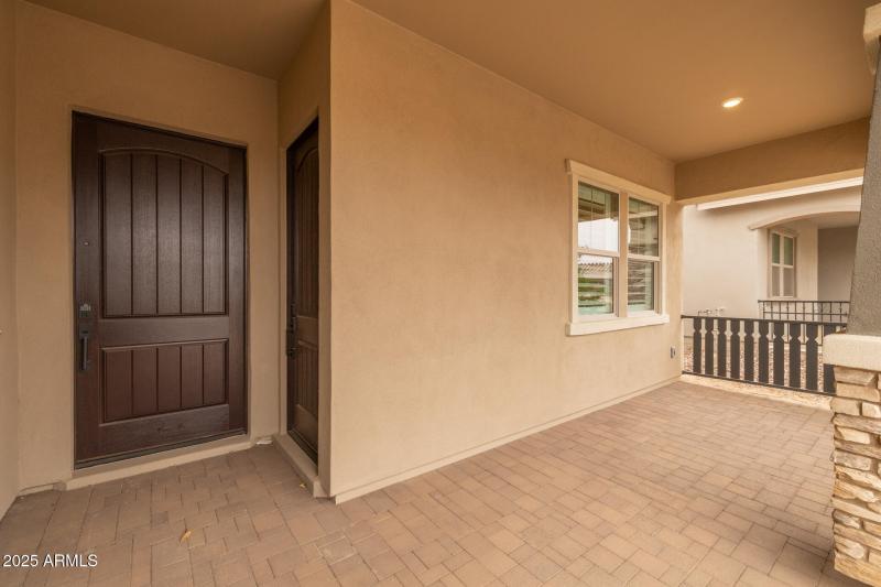4)FRONT OF HOME