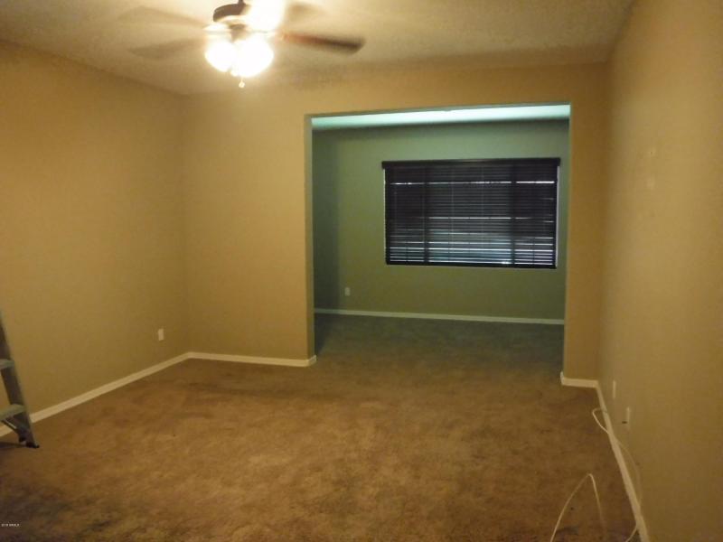 master bdr w/sitting area