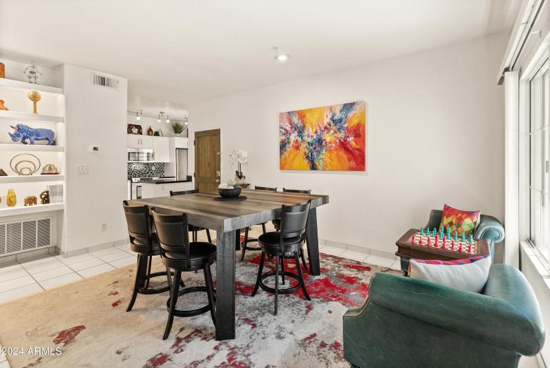 11333 N 92nd St Unit 1021-15 dining