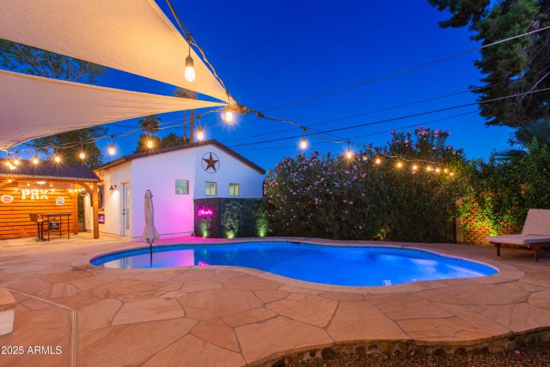 Color Changing Pool & Landscape Lighting