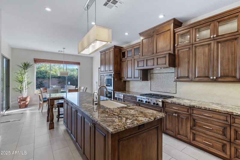 11433 E Cavedale Dr-18