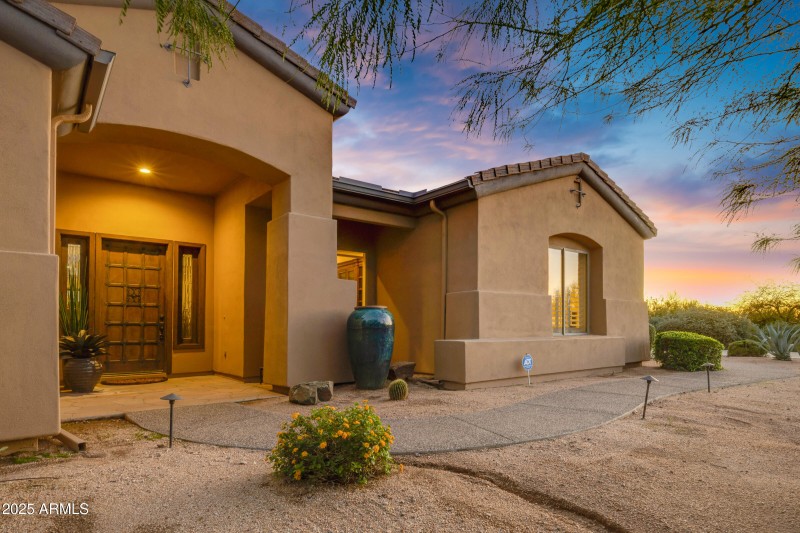 11433 E Cavedale Dr-52