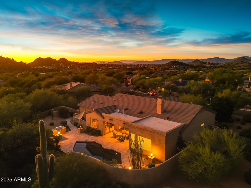 11433 E Cavedale Dr-61