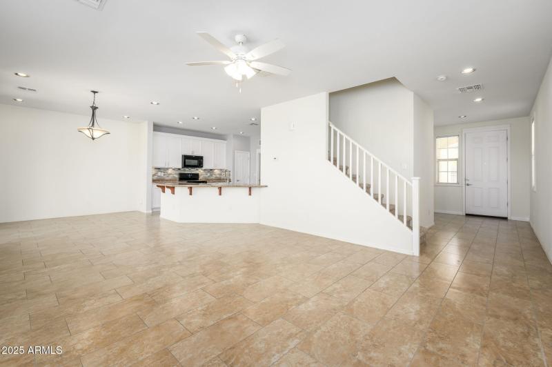 2-web-or-mls-Molly-10