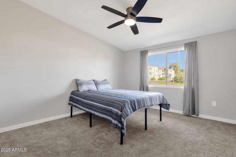 18-web-or-mls-345-w-montecito-ave