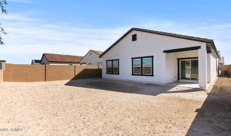 MR Lot #88 Back Exterior 2 (Large)