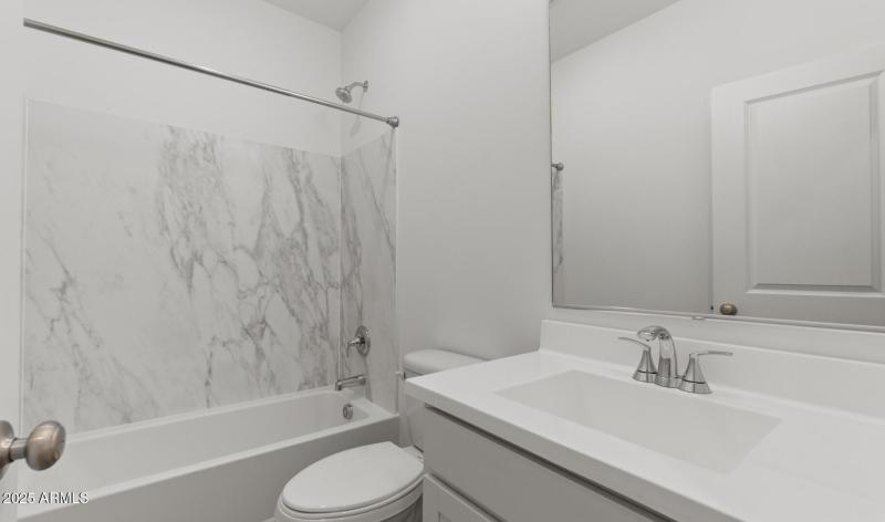 MR Lot #88 Hall Bath (Large)