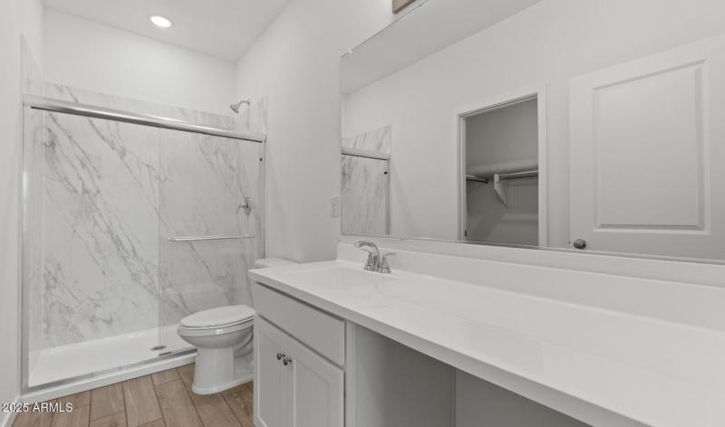 MR Lot #88 Primary Bath (Large)