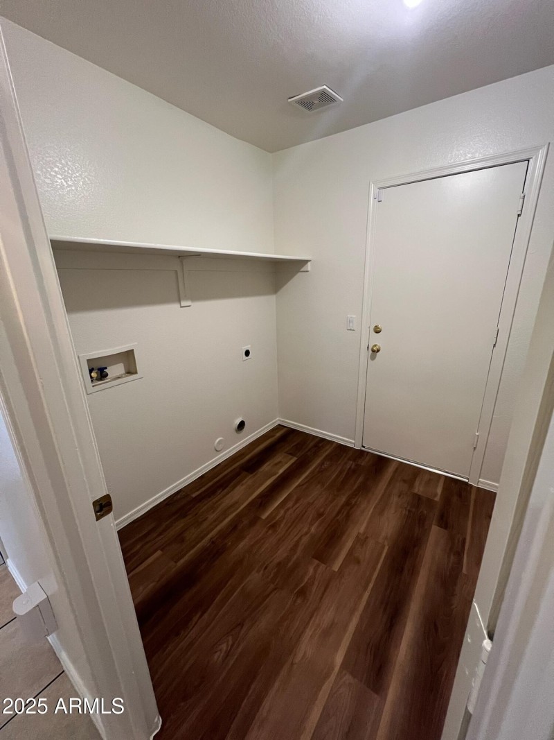 Elmer Diaz 81st Ave Laundry