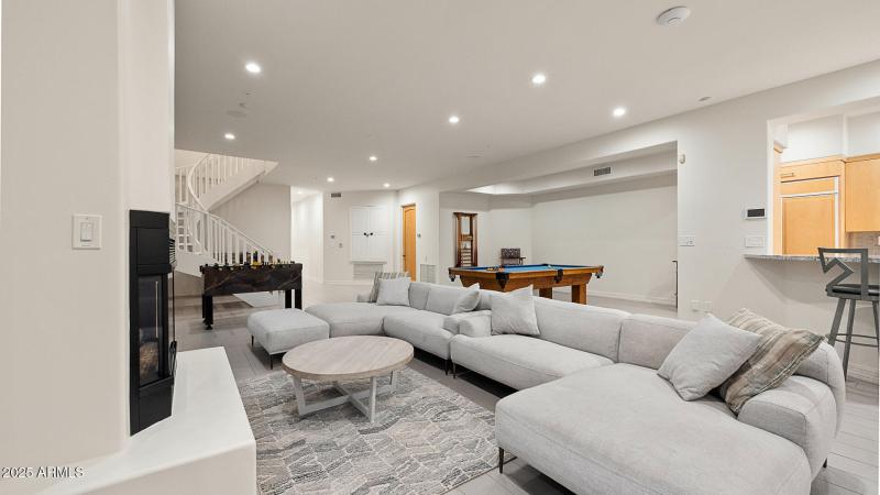 Camelback-heights-2-18