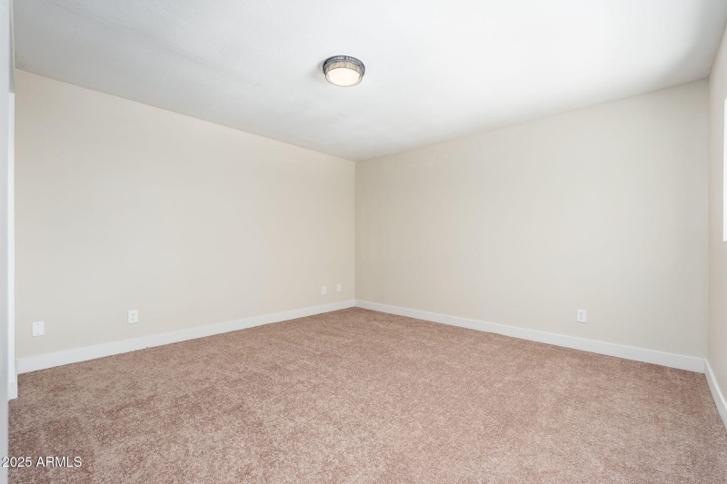 8120 N 32nd Ave - 22