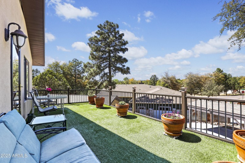 PRIMARY BEDROOM DECK