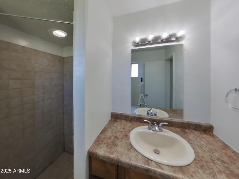 9_pc_m7MfI2enaT_VHqDD5u6Zn_layout_1