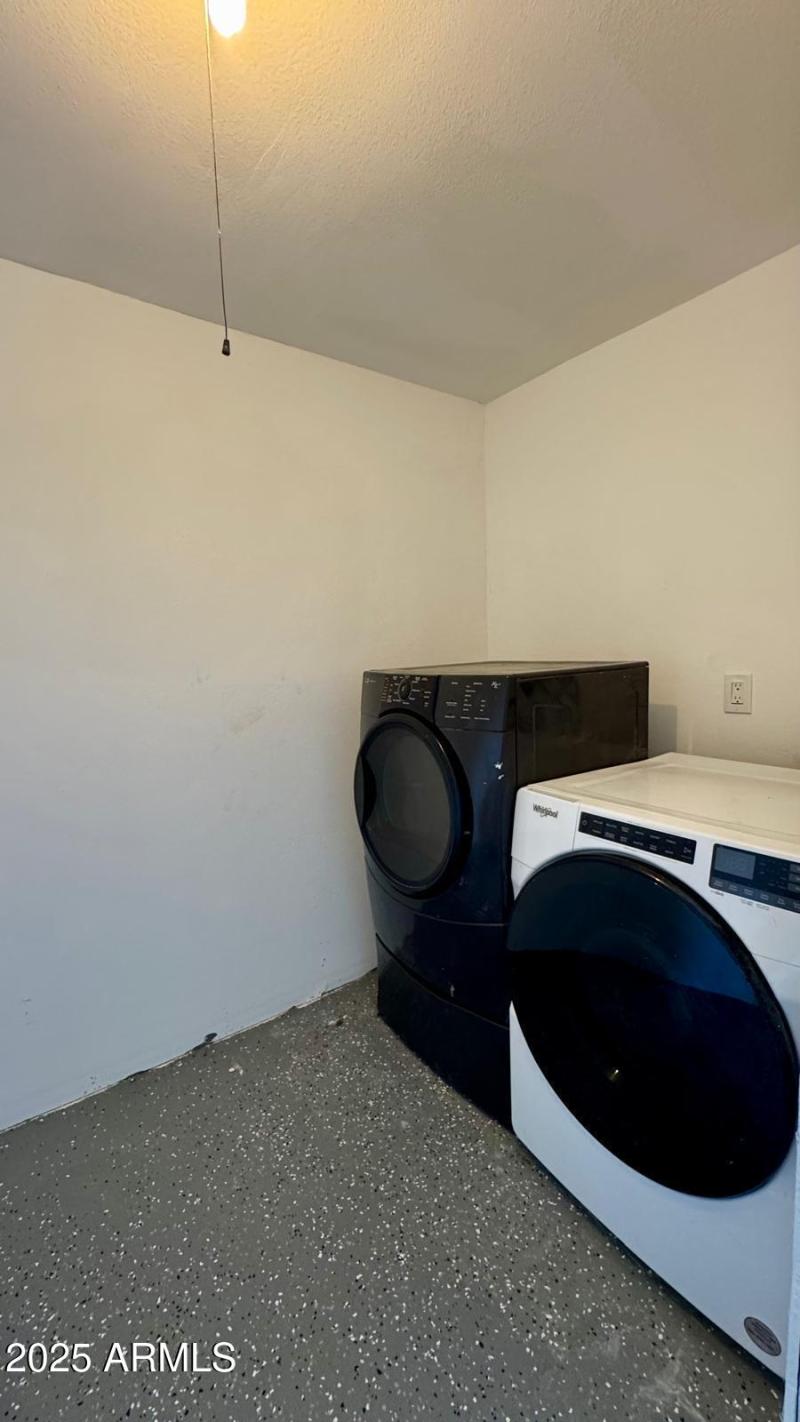 PHOTO-2025-10-17-17-33-04 4