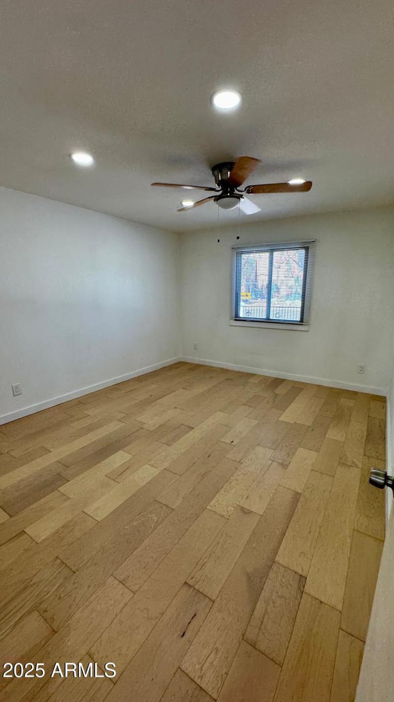 PHOTO-2025-10-17-17-33-04 12