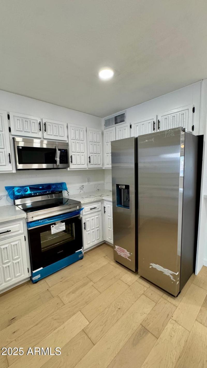 PHOTO-2025-10-17-17-33-04 27