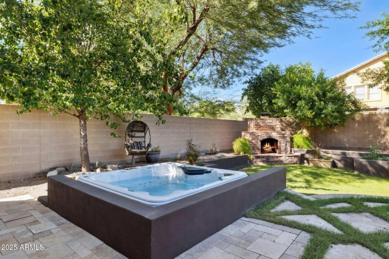 75-web-or-mls-7910-w-spur-dr