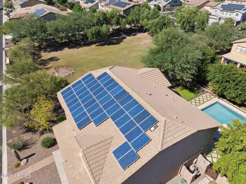 80-web-or-mls-7910-w-spur-dr