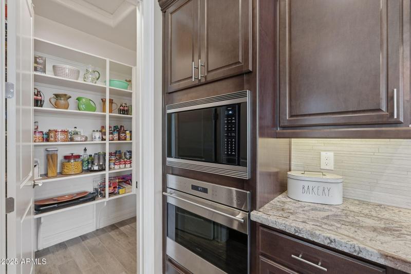 29-web-or-mls-ListerPros-29