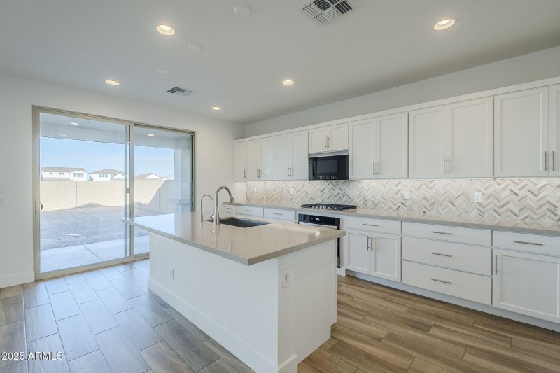 9-web-or-mls-214th-9