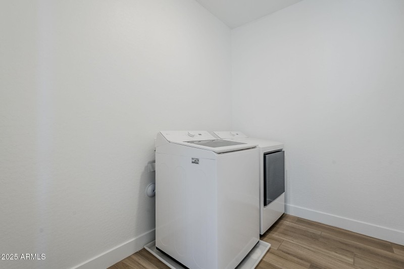 33-web-or-mls-214th-33