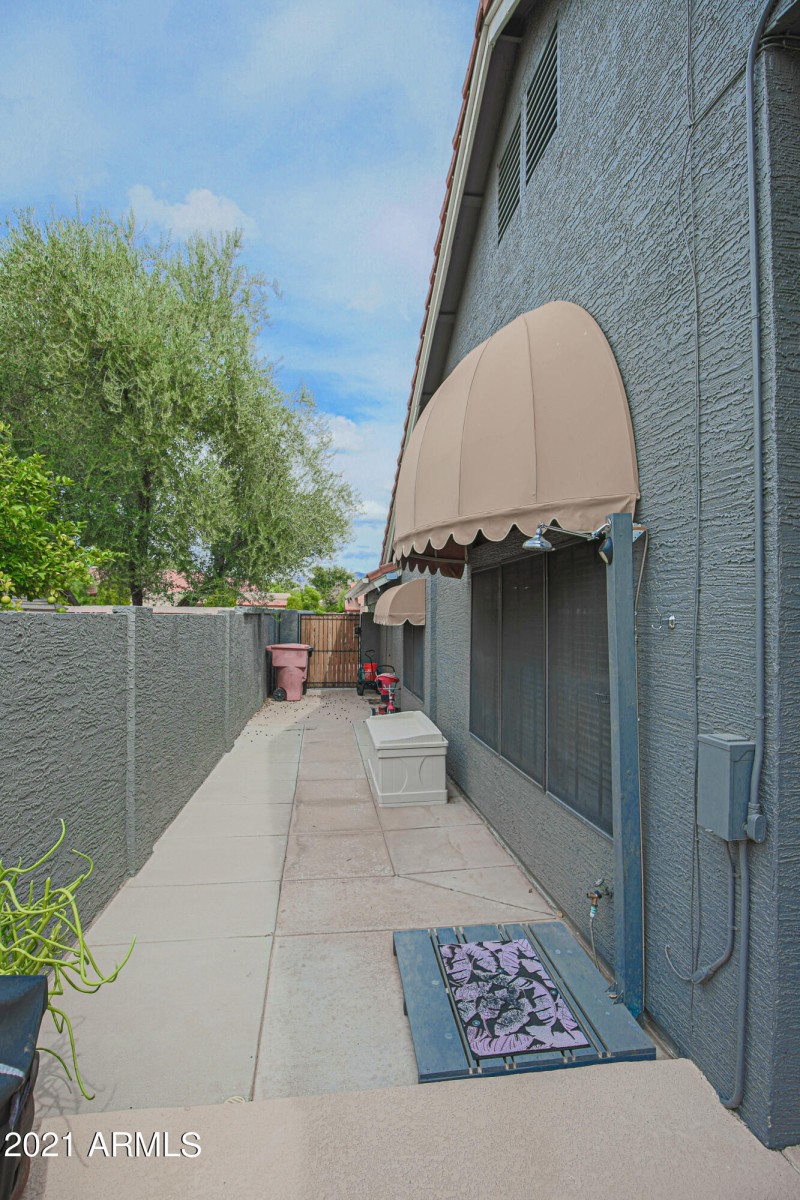 9050 E Gray Rd Scottsdale AZ 85260 X-8