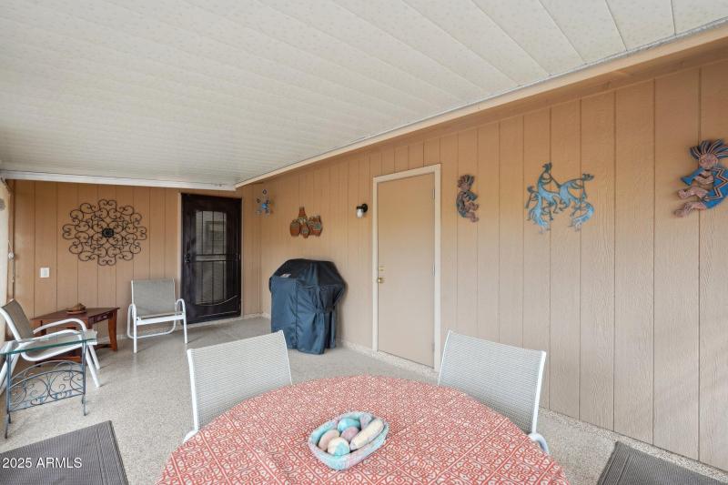 36-web-or-mls-N Agua Fria Dr-04042025-03