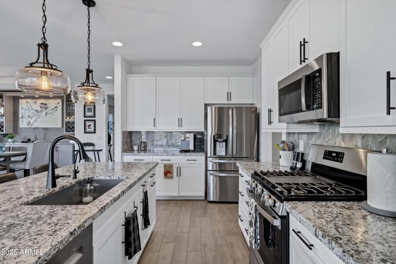 1456 W Camina Plata-16