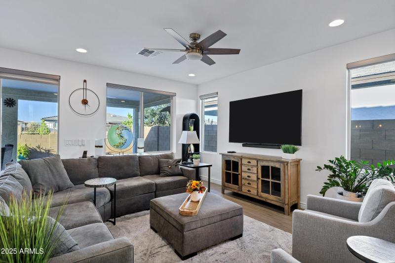 1456 W Camina Plata-11