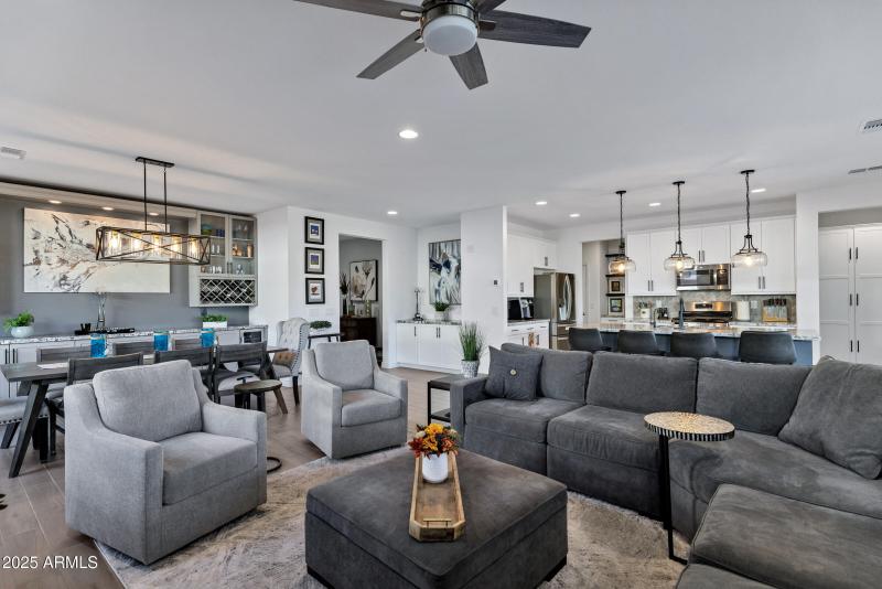 1456 W Camina Plata-12