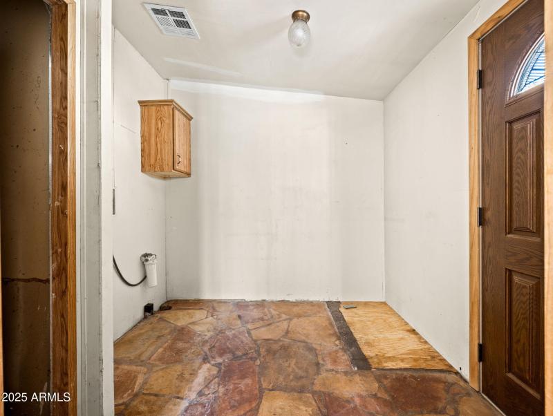 19-web-or-mls-3328 Crimson Rd-108