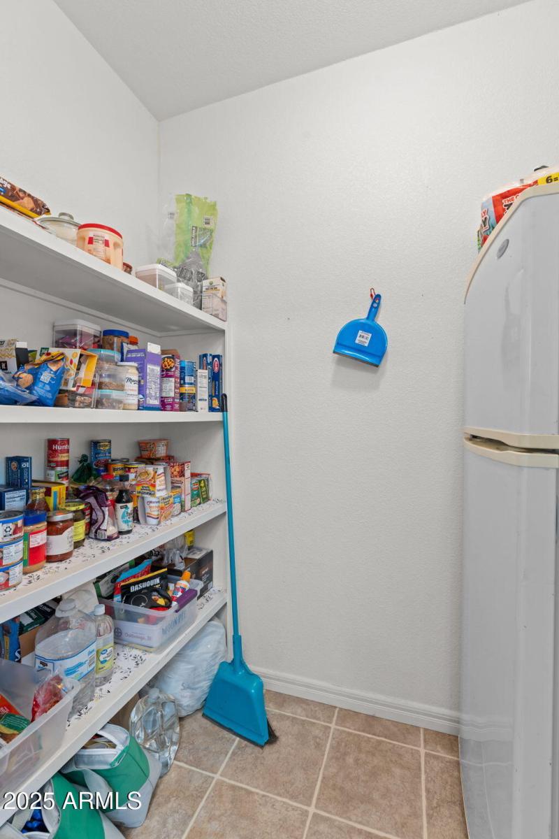 Walk-in Pantry & extra Frig area