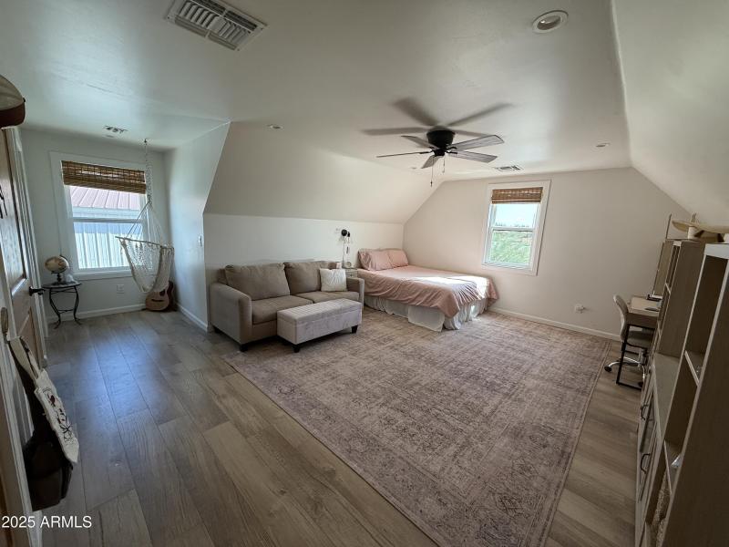 36 upstairs bedroom 3