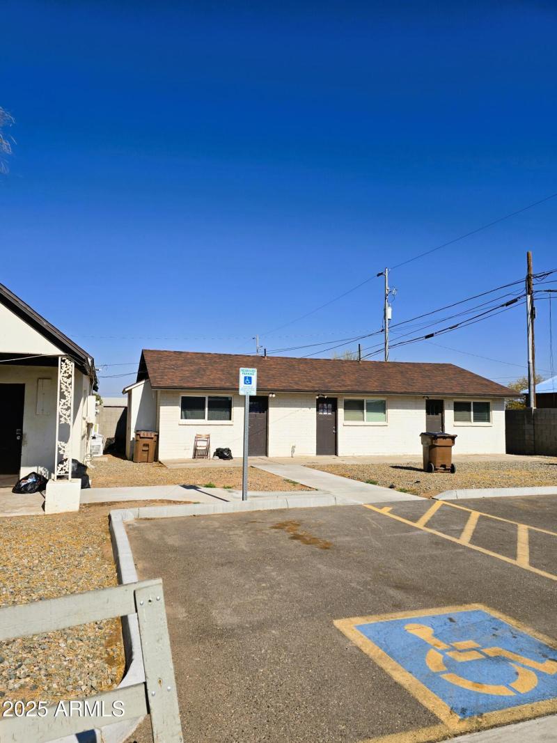 Parking Door View Linbergh