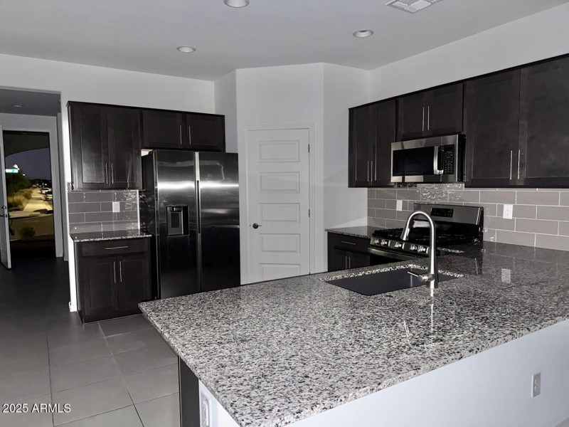 9a00f028-3902-4827-b270-6c7f9110bdbb