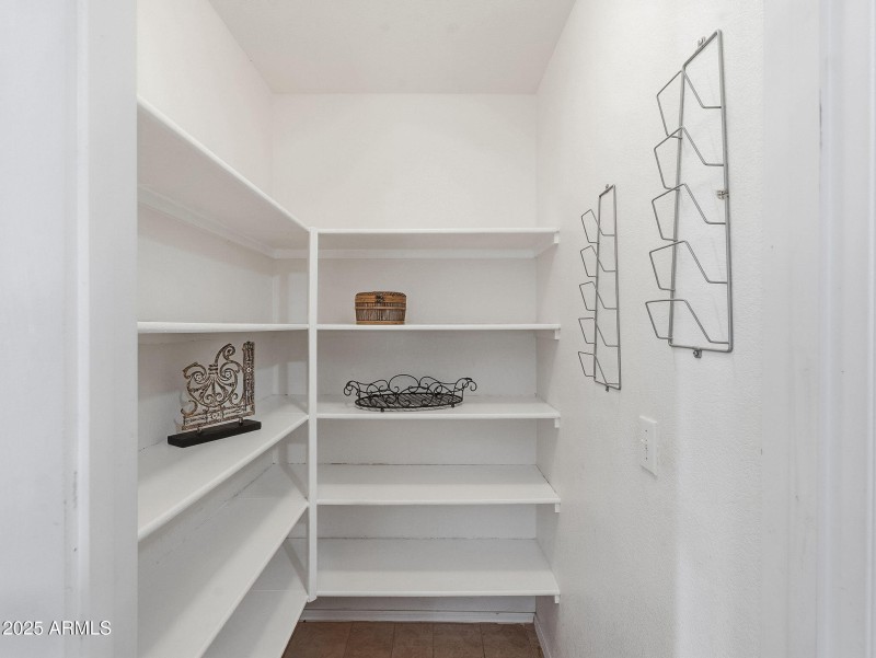 12-web-or-mls-Avenida Las Noches-12