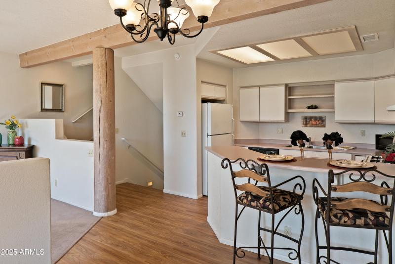 JL_105SugarloafSt-Unit2-06