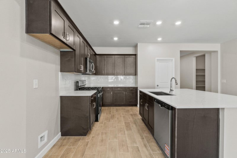 16838 W Cavedale Dr lot 259-06