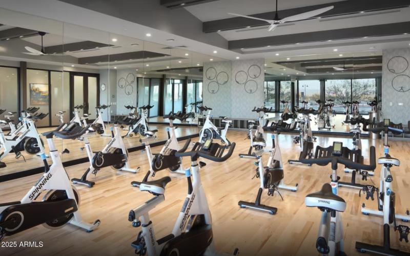 Fitness room & spin