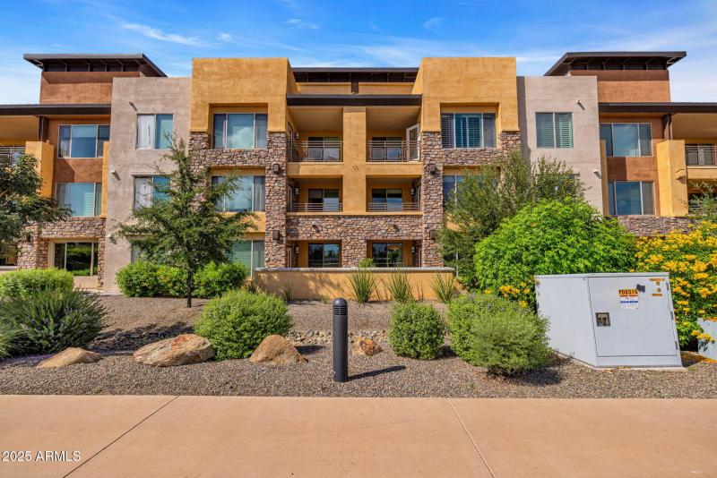 59-web-or-mls-896A0586