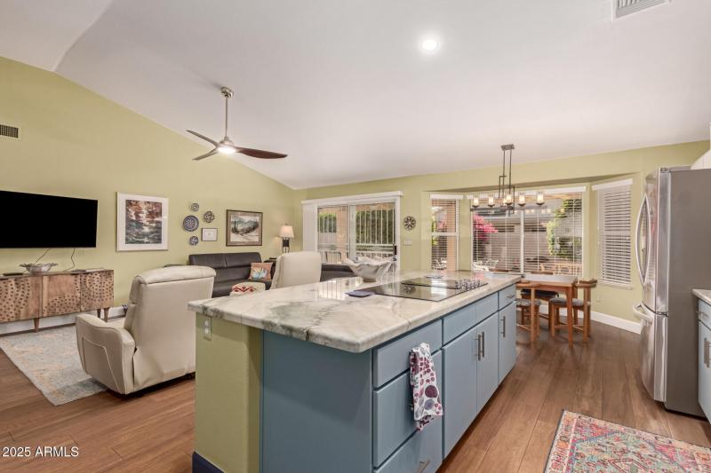 16 - Mountain Laurel